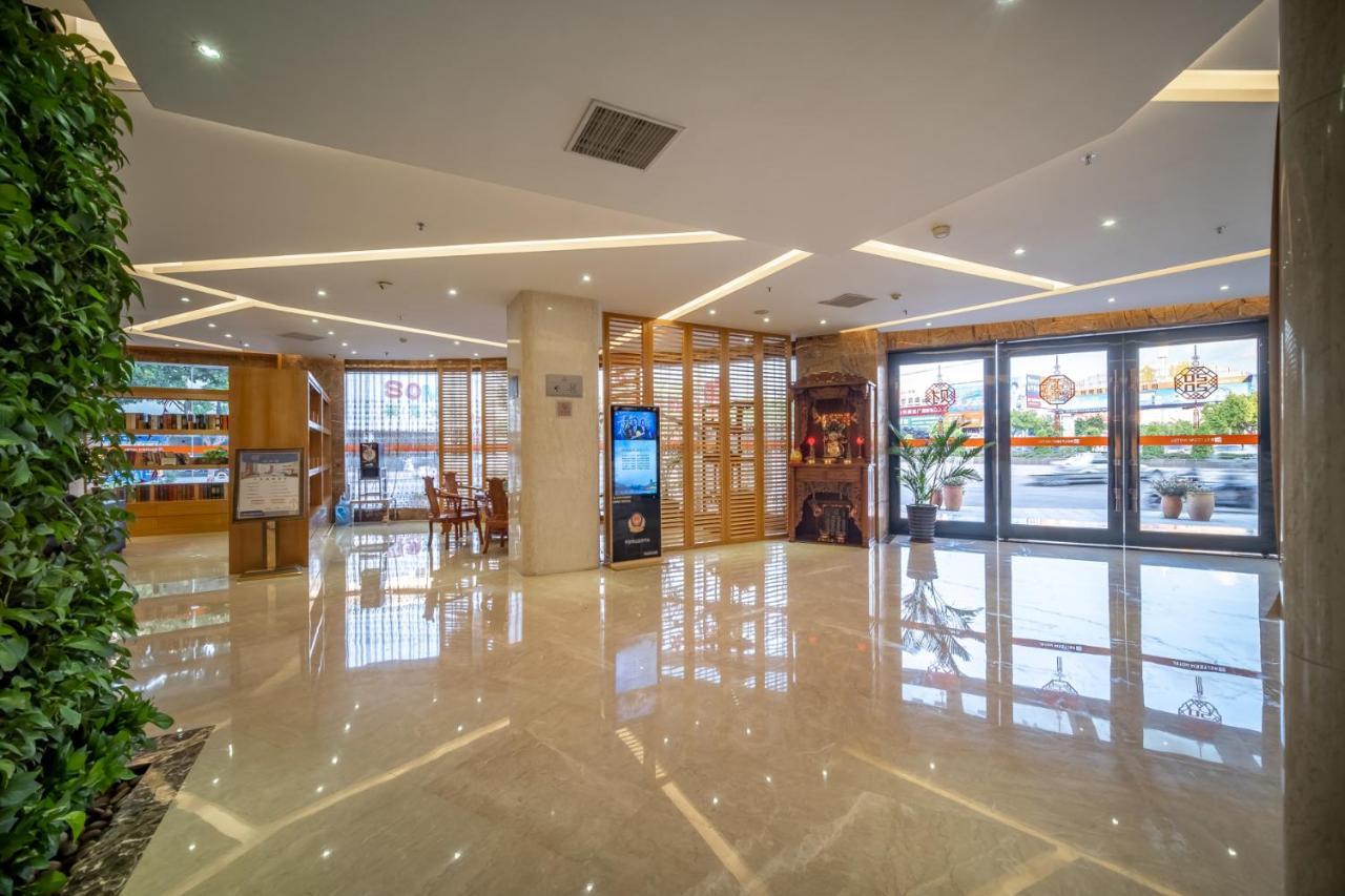 Relteem Hotel Zhongshan  Exteriör bild