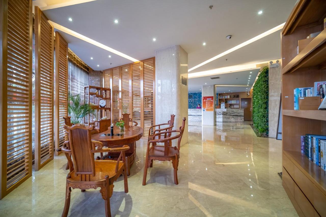 Relteem Hotel Zhongshan  Exteriör bild