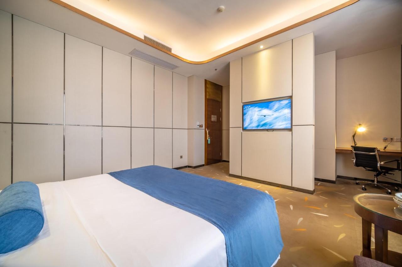 Relteem Hotel Zhongshan  Exteriör bild
